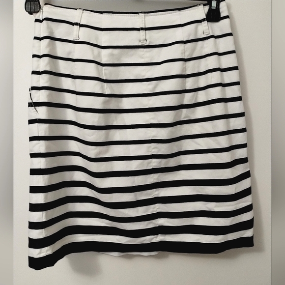 White House Black Market, Stripped Skirt Black & White - Picture 4 of 11